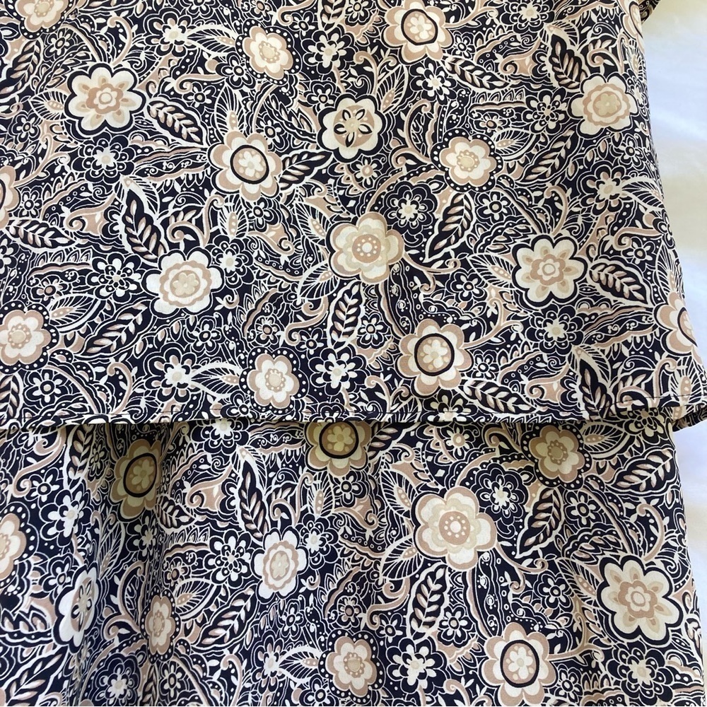 Blair brown and black floral dress, size 12P - Picture 2 of 8
